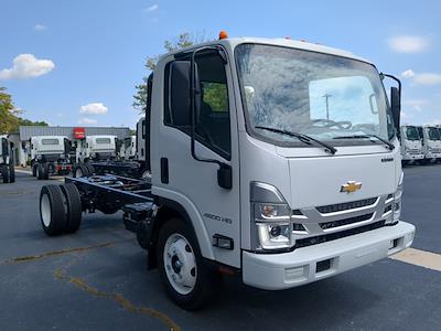 New 2026 Chevrolet LCF 4500HG Regular Cab 16' Conyers Dovetail Landscape for sale #826L81 - photo 2