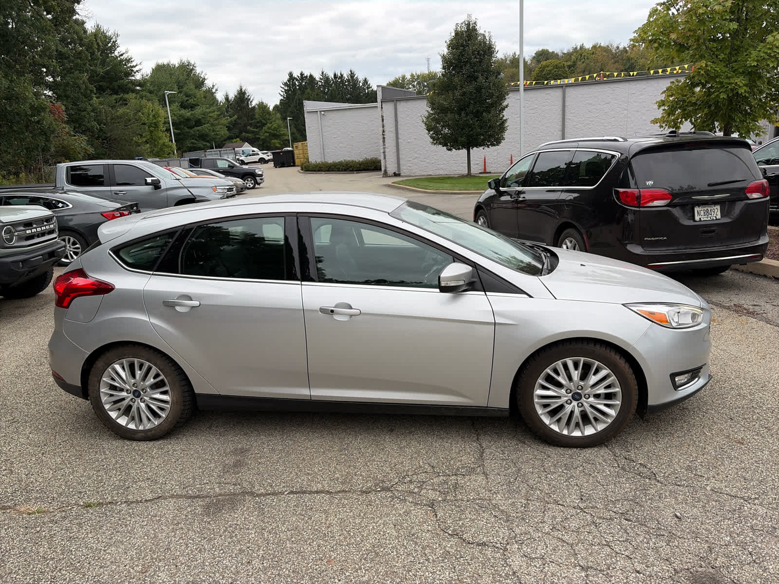 Used 2015 Ford Focus - photo 2