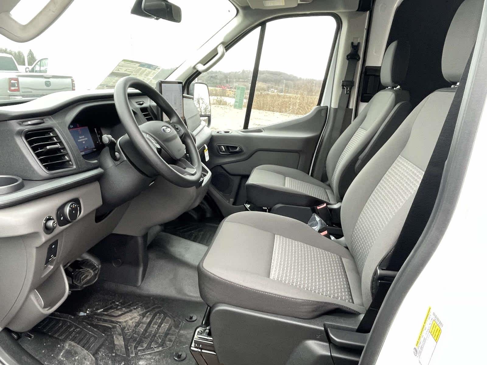 New 2026 Ford Transit 250 - photo 17