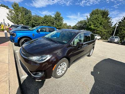 2018 Chrysler Pacifica FWD Minivan for sale #AF260319A - photo 1