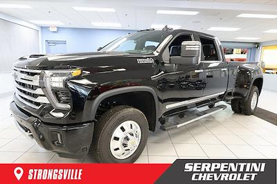 New 2025 Chevrolet Silverado 3500 High Country Crew Cab 4WD Pickup for sale #251803 - photo 1