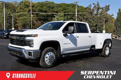 New 2026 Chevrolet Silverado 3500 LT Crew Cab 4WD Pickup for sale #260706 - photo 1