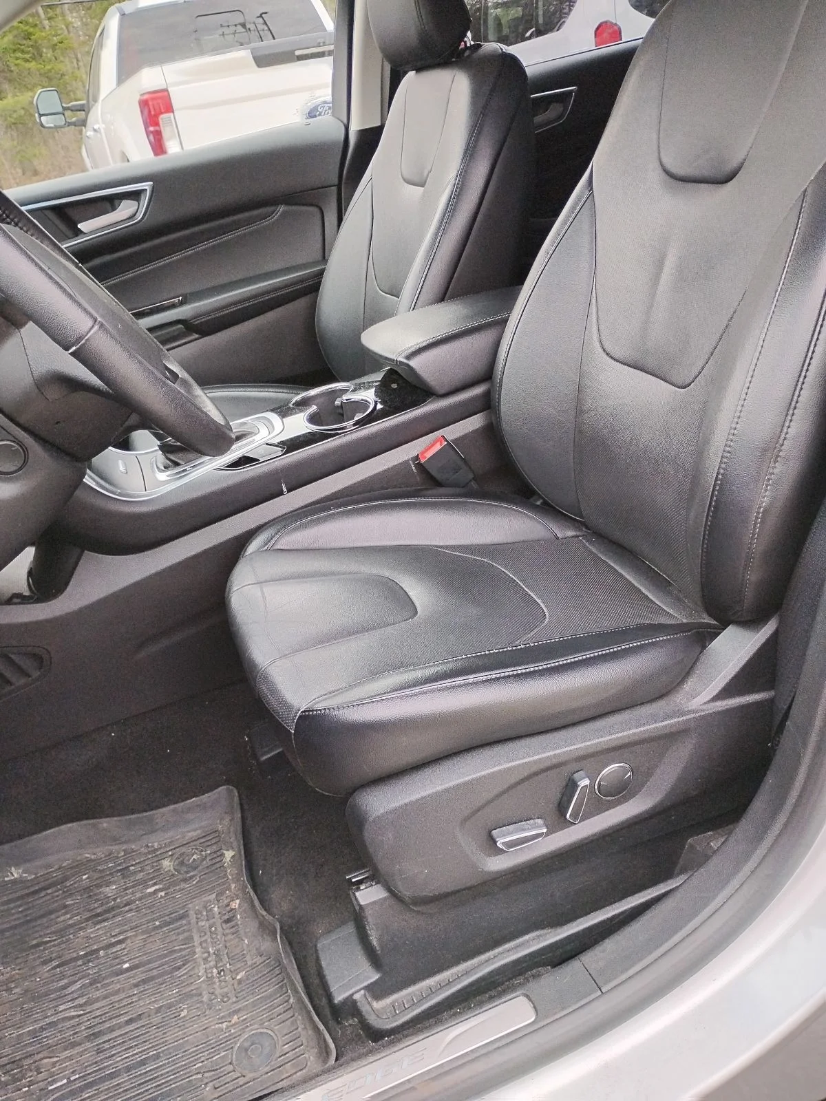 Used 2018 Ford Edge - photo 18
