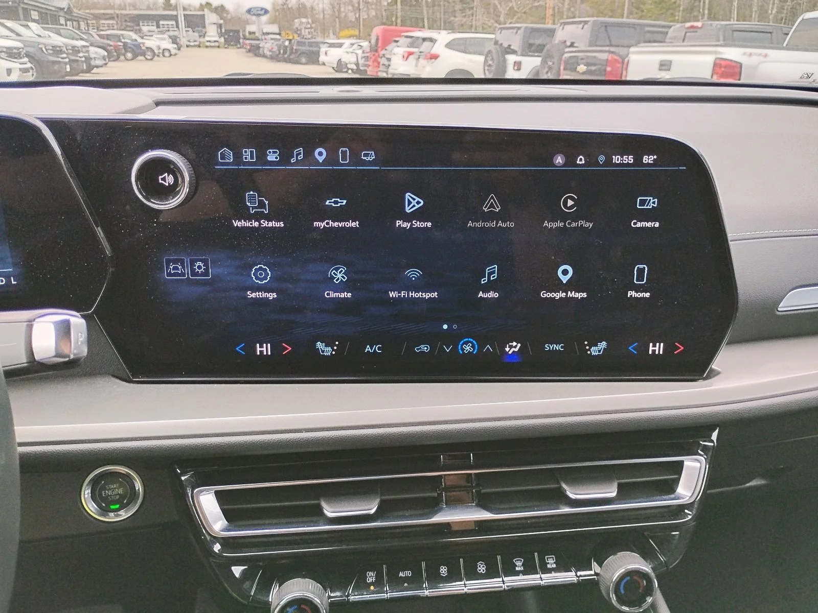 Used 2025 Chevrolet Traverse - photo 7