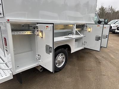 New 2025 Ford E-350 - photo 1