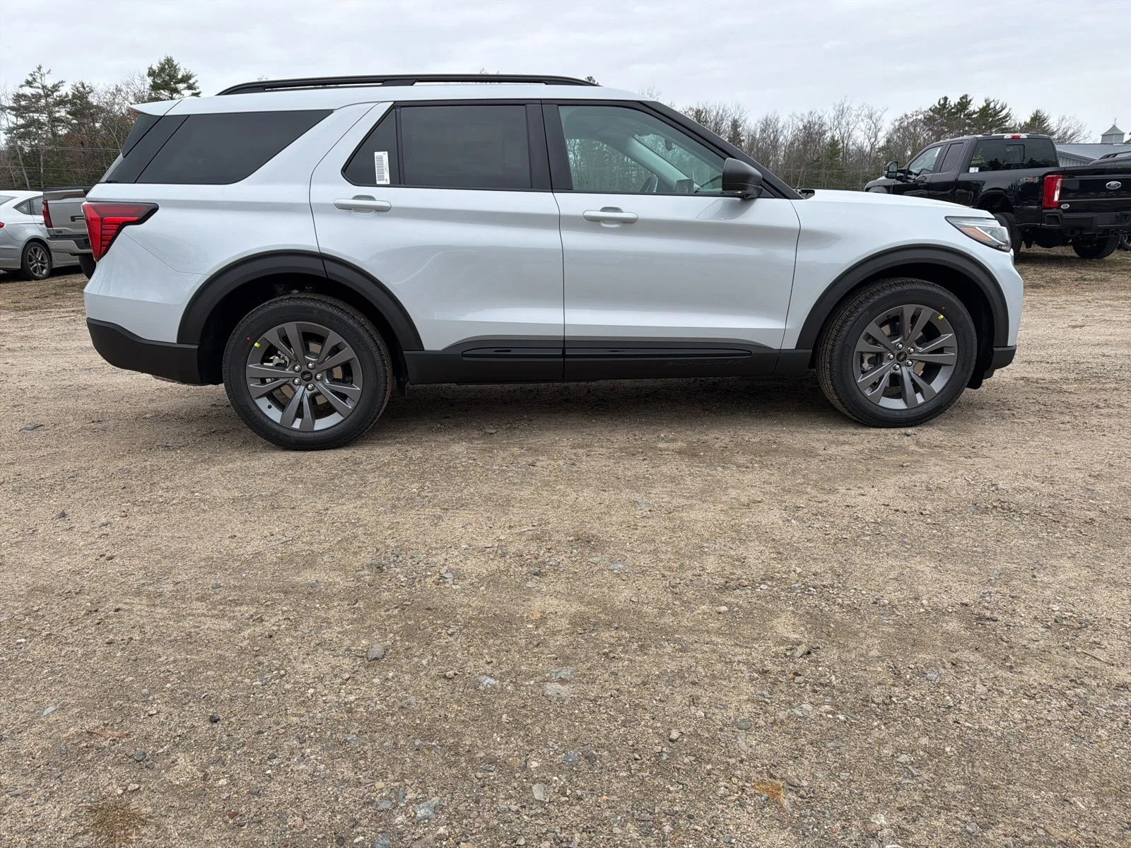 New 2026 Ford Explorer - photo 10