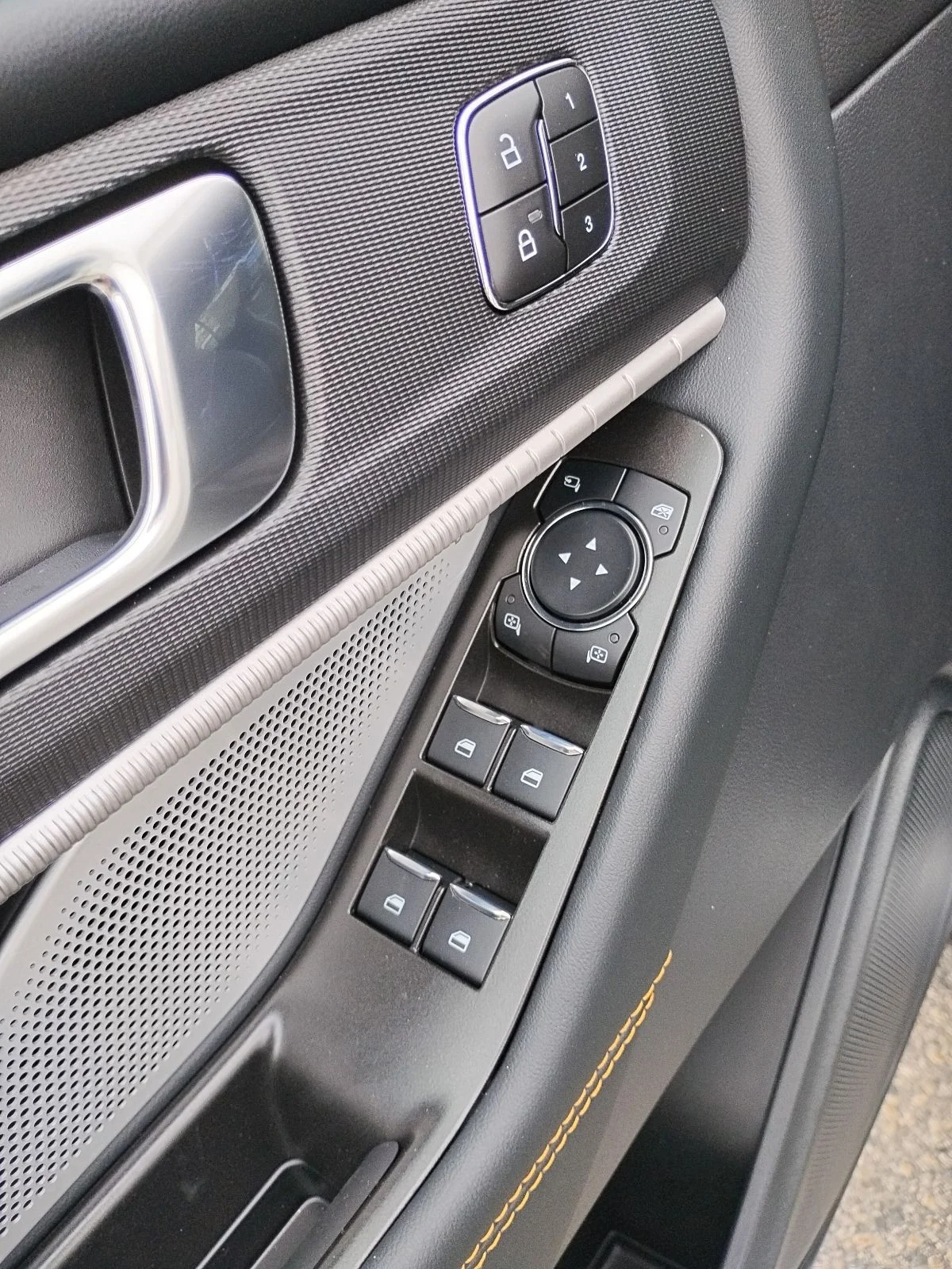New 2026 Ford Explorer - photo 12