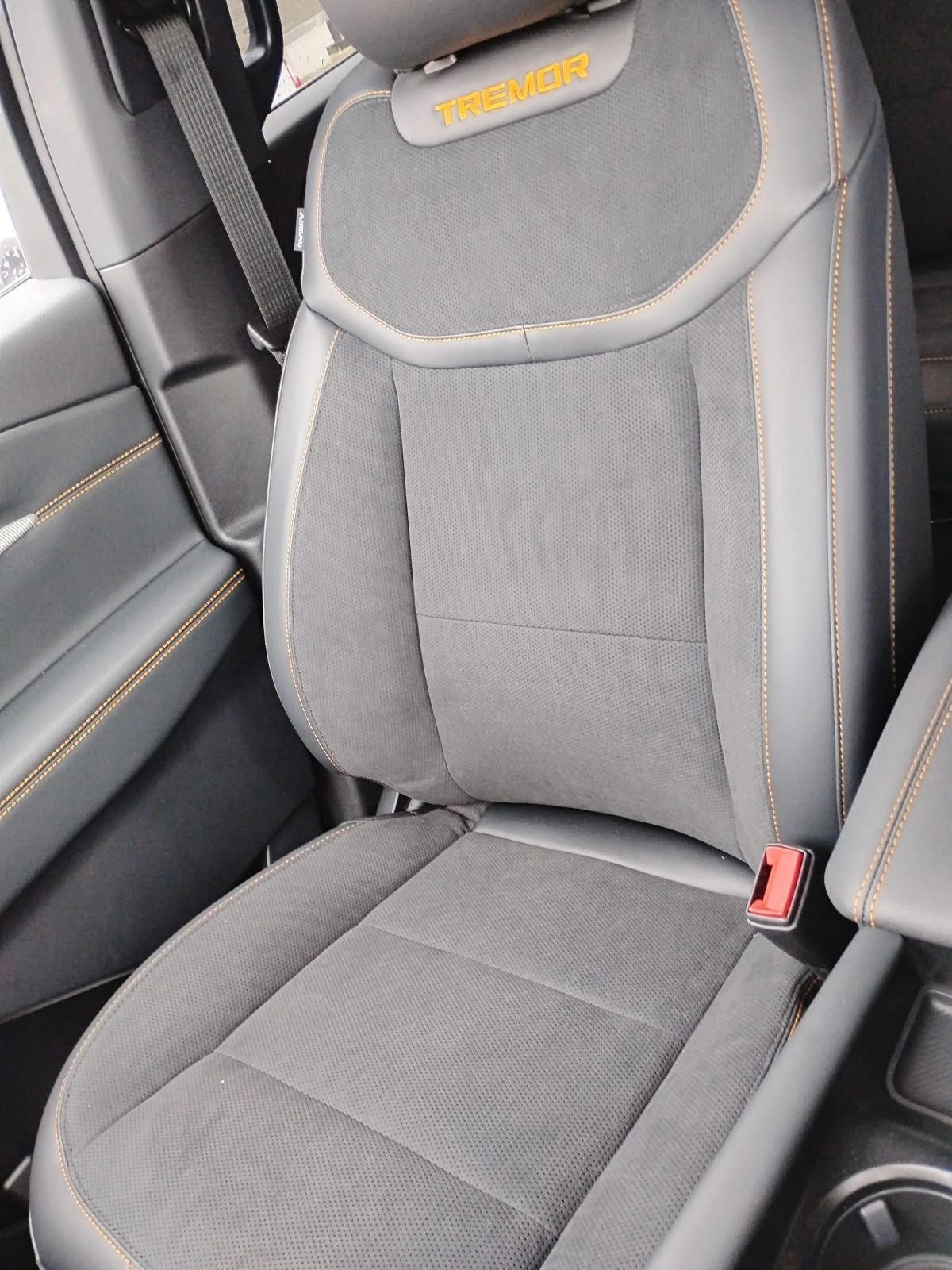New 2026 Ford Explorer - photo 13