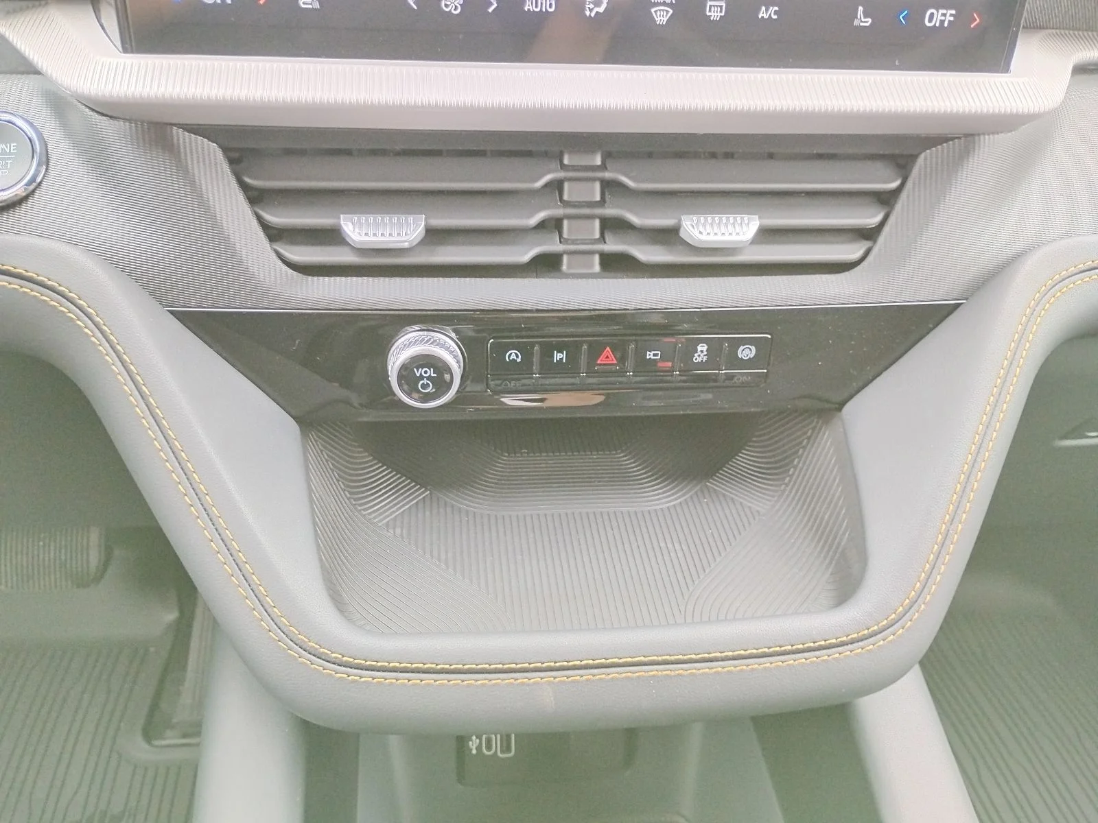 New 2026 Ford Explorer - photo 18