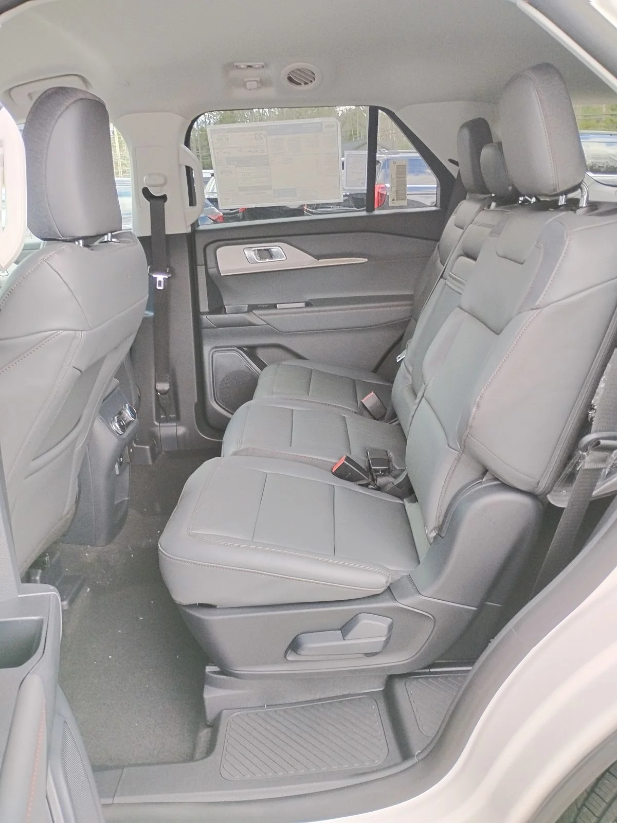 New 2026 Ford Explorer - photo 14