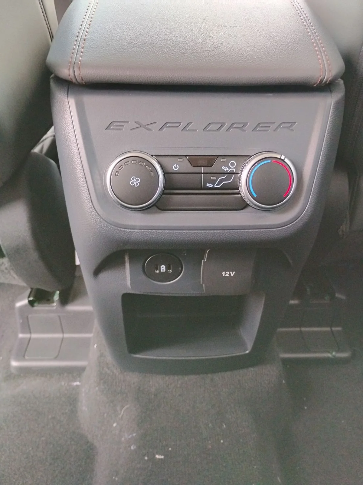 New 2026 Ford Explorer - photo 16