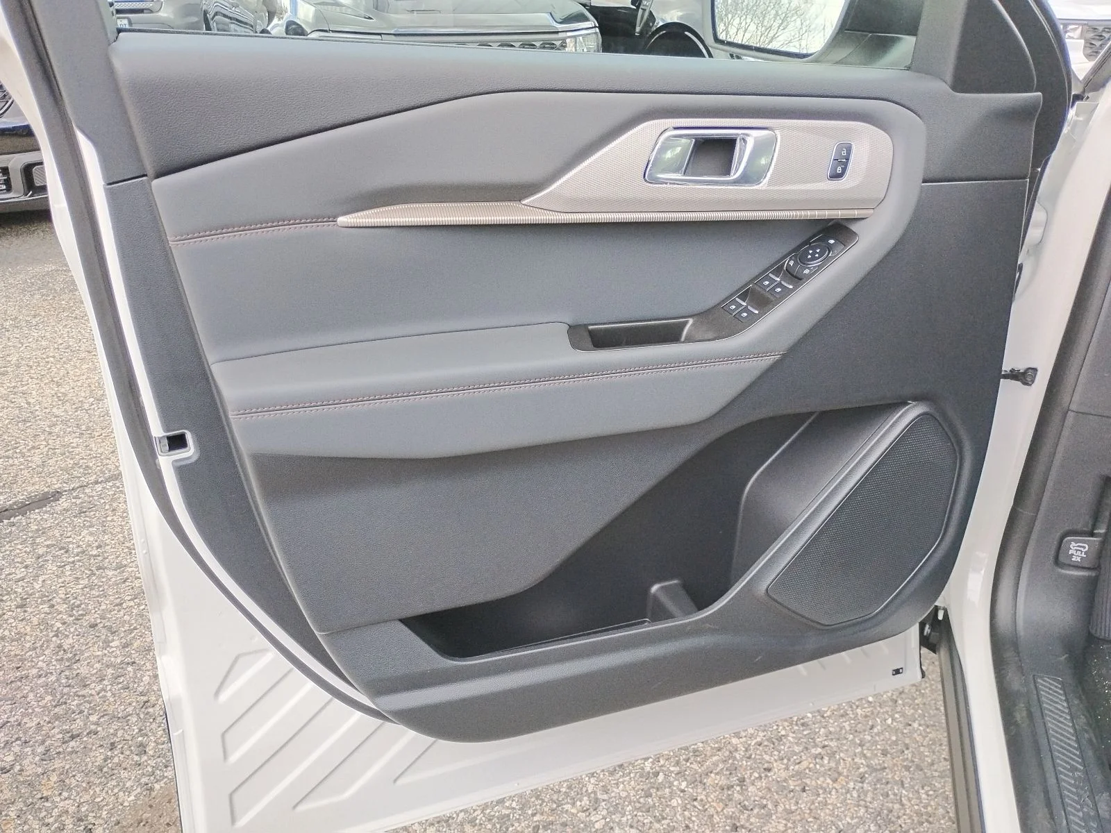 New 2026 Ford Explorer - photo 17