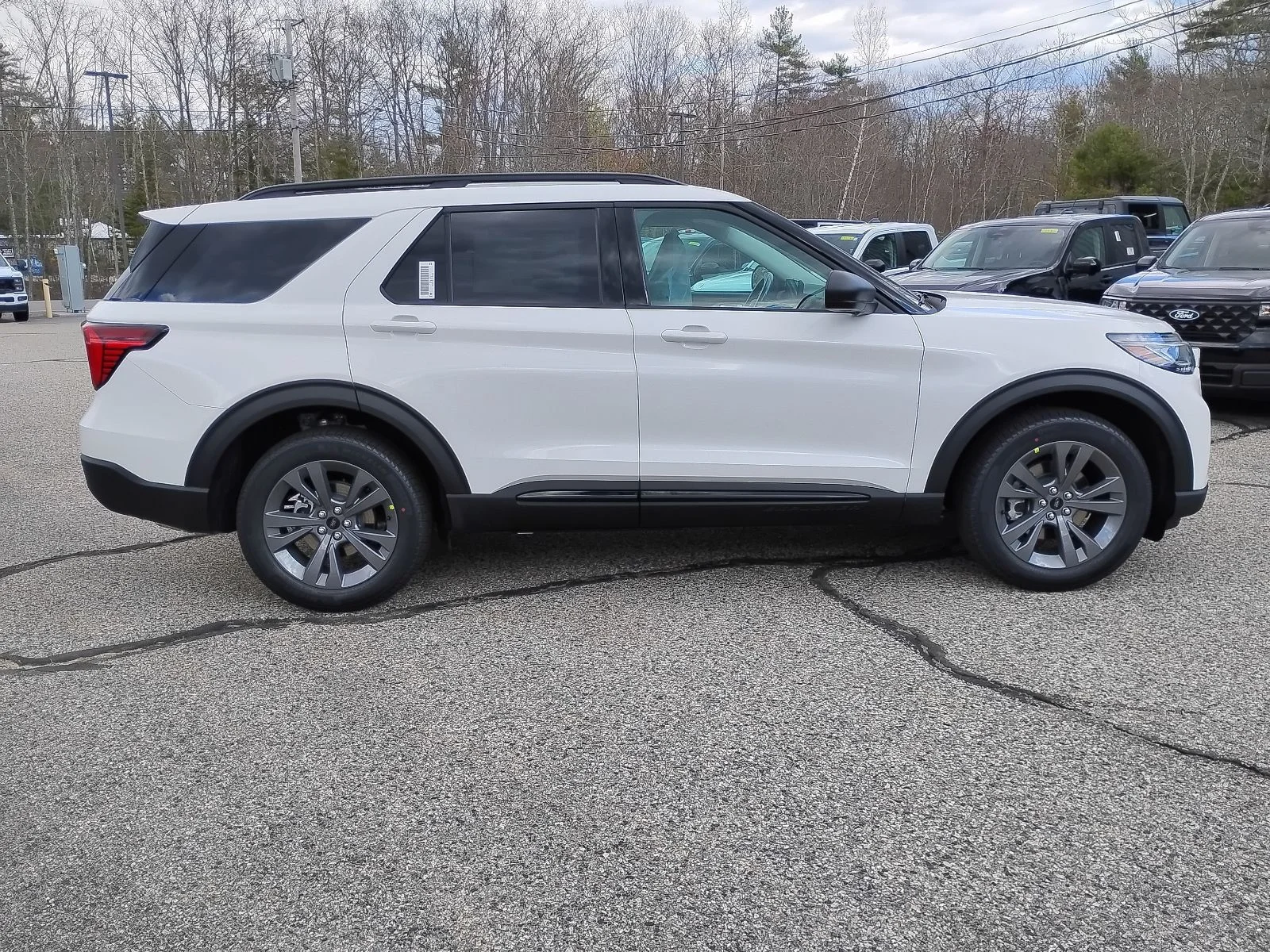 New 2026 Ford Explorer - photo 9