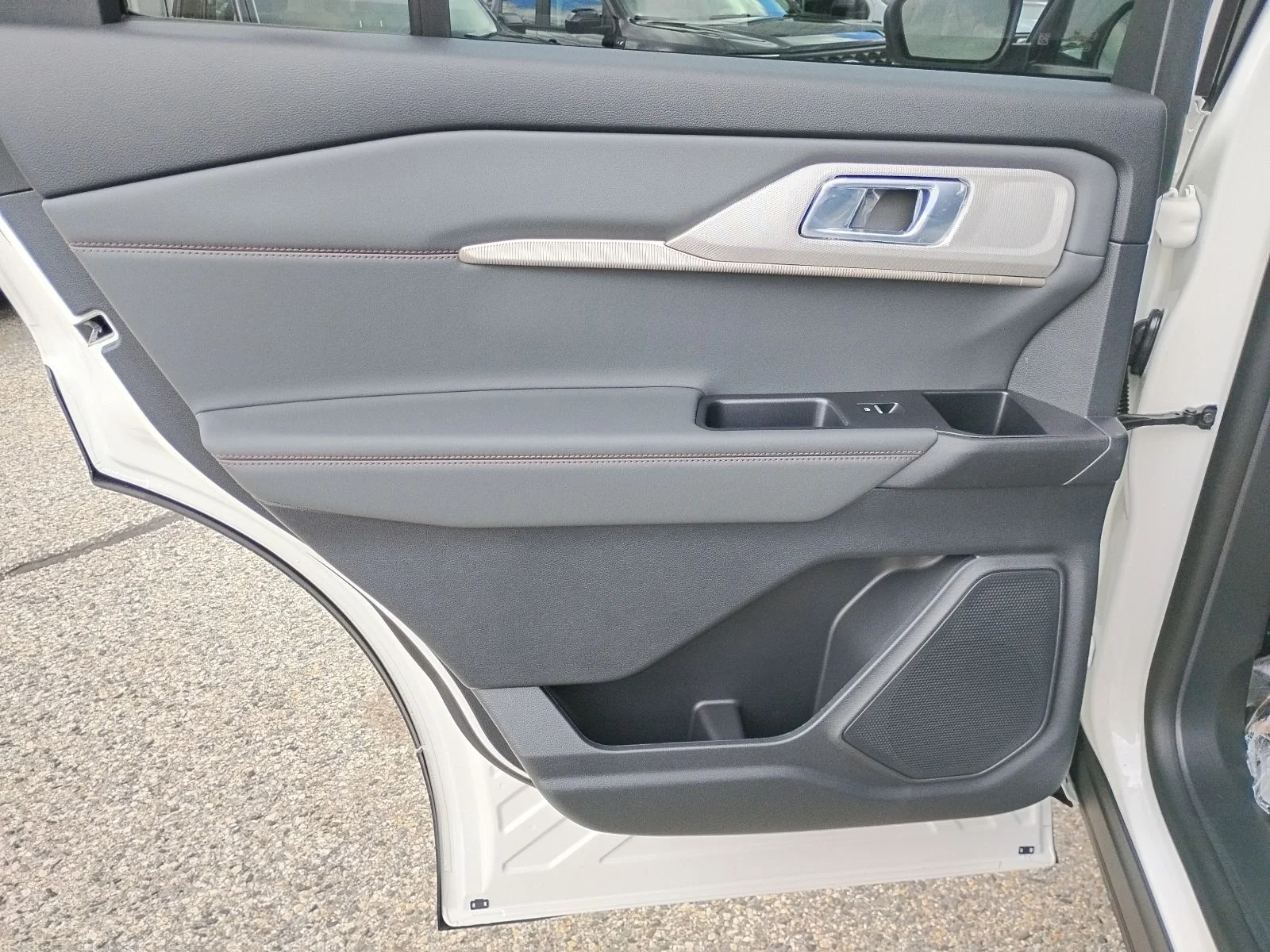 New 2026 Ford Explorer - photo 11