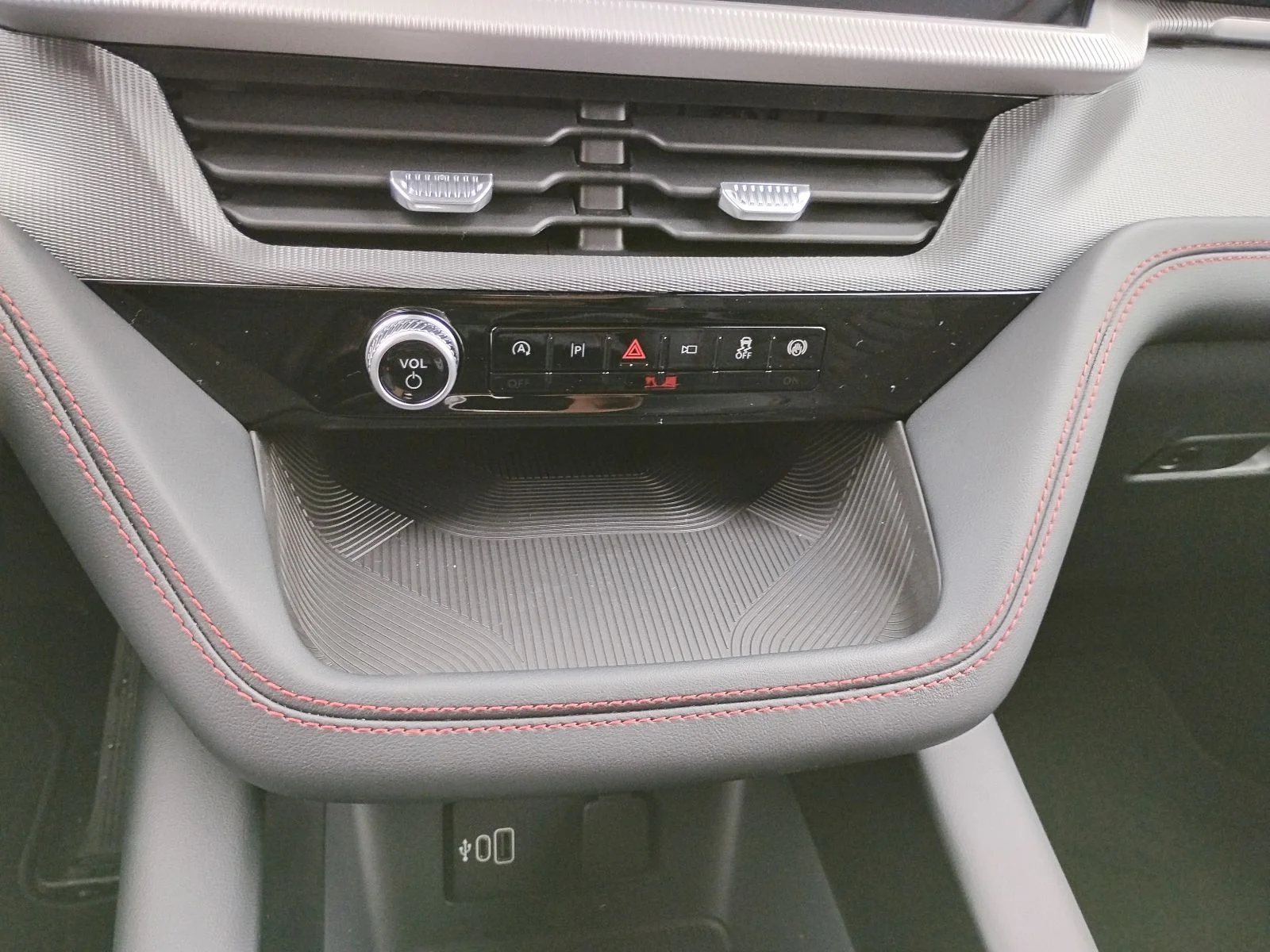 New 2026 Ford Explorer - photo 19