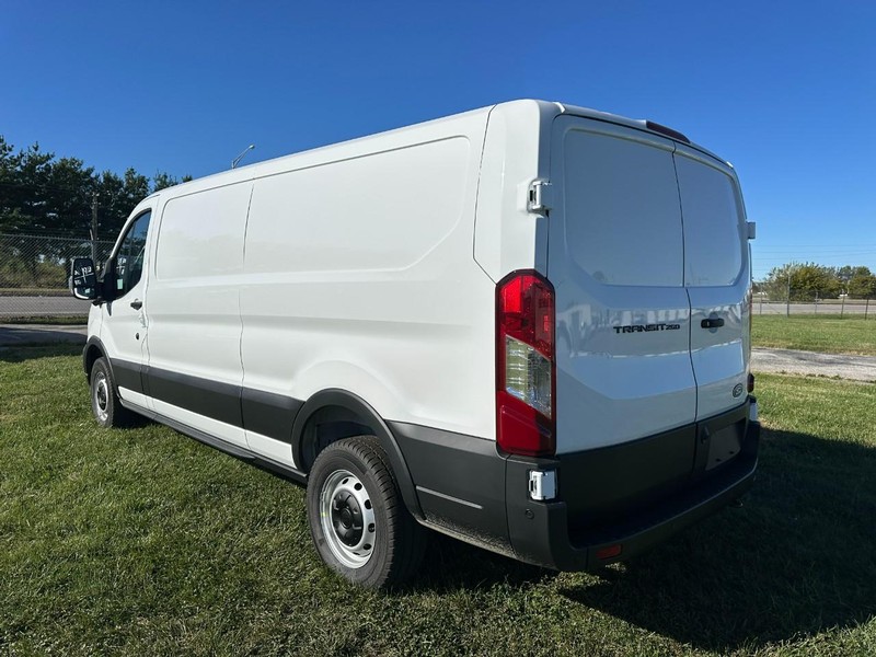 New 2026 Ford Transit 250 - photo 6