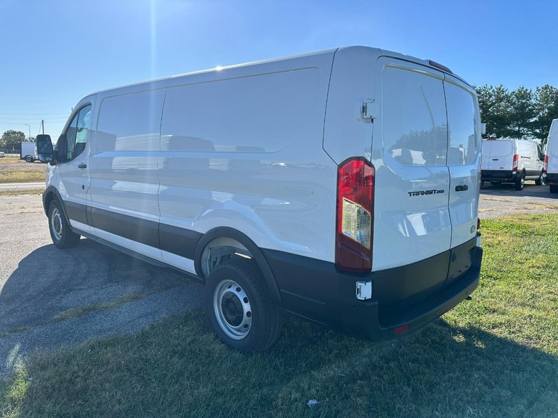 New 2026 Ford Transit 250 - photo 6