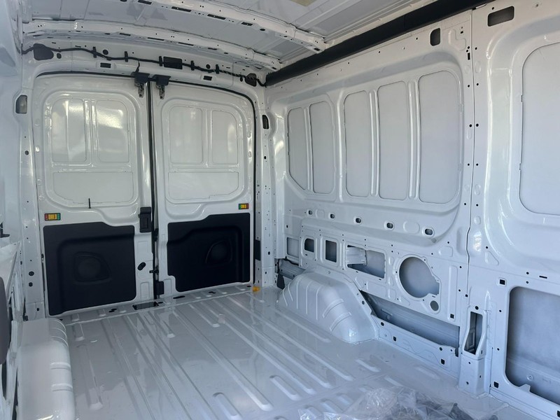 New 2026 Ford Transit 250 - photo 7