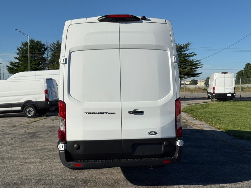 New 2026 Ford Transit 250 - photo 6