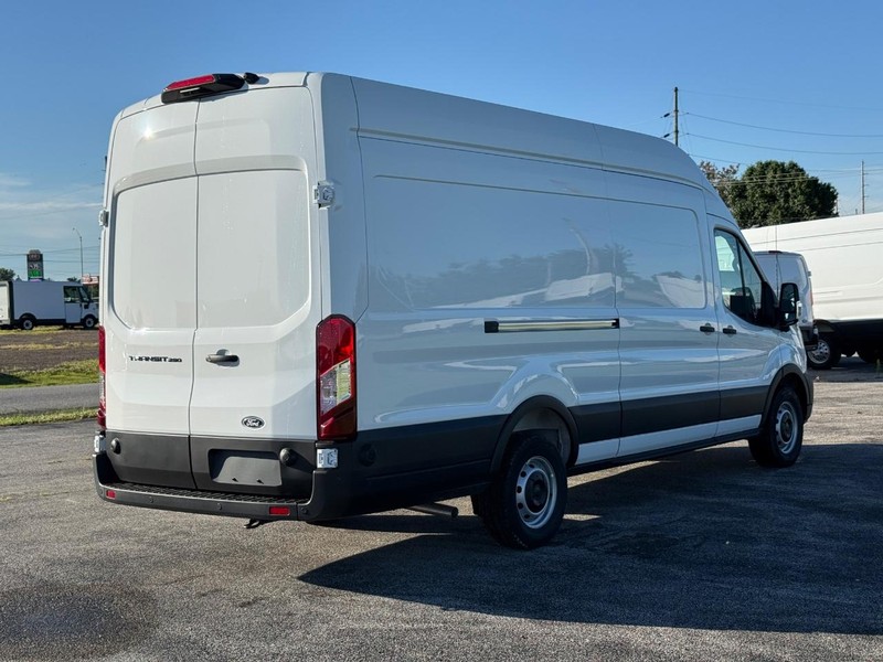 New 2026 Ford Transit 250 - photo 7