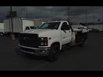 2023 Chevrolet Silverado 5500 Regular Cab DRW 4x2, CM Truck Beds TM Deluxe Flatbed Truck for sale #26263 - photo 4