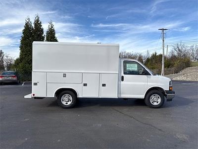New 2025 Chevrolet Express 3500 Cutaway for sale #29361 - photo 2