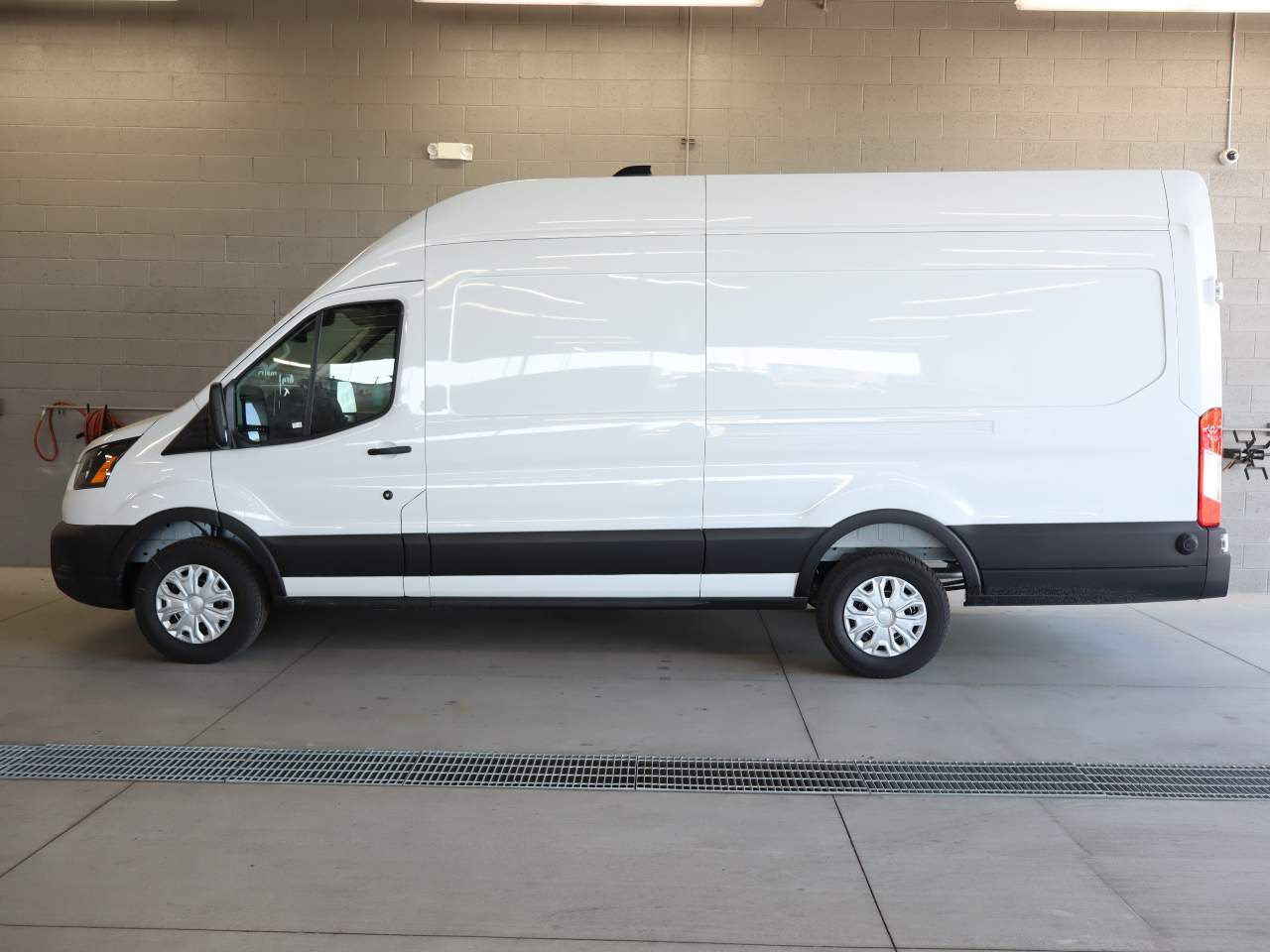 New 2026 Ford Transit 350 - photo 2