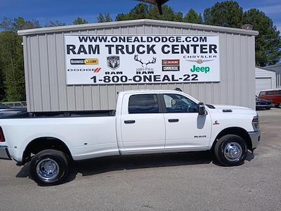 New 2026 Ram 3500 Big Horn Crew Cab 4x4 DRW Pickup for sale #26092 - photo 1