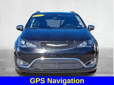 Used 2017 Chrysler Pacifica Limited Minivan for sale #19360PC - photo 2