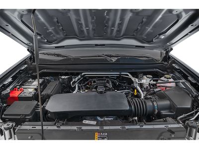 Used 2024 Chevrolet Colorado - photo 1