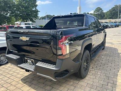 New 2025 Chevrolet Silverado EV LT Crew Cab 4WD Pickup for sale #253603 - photo 2