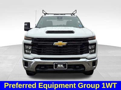Used 2025 Chevrolet Silverado 3500 - photo 1