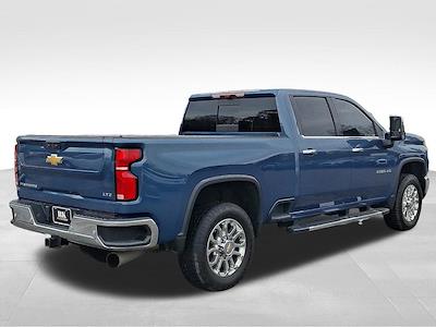 Used 2025 Chevrolet Silverado 2500 - photo 1
