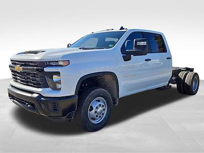 New 2026 Chevrolet Silverado 3500 Crew Cab Cab Chassis for sale #CN65274 - photo 2
