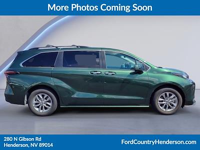 2022 Toyota Sienna FWD Minivan for sale #76935B - photo 1