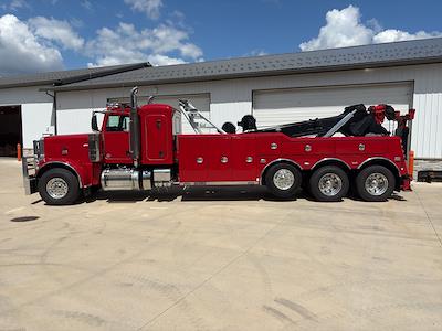Used 2023 Peterbilt 389 - photo 1