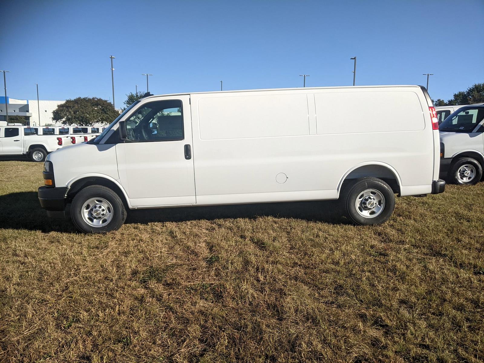 New 2025 Chevrolet Express 2500 - photo 7