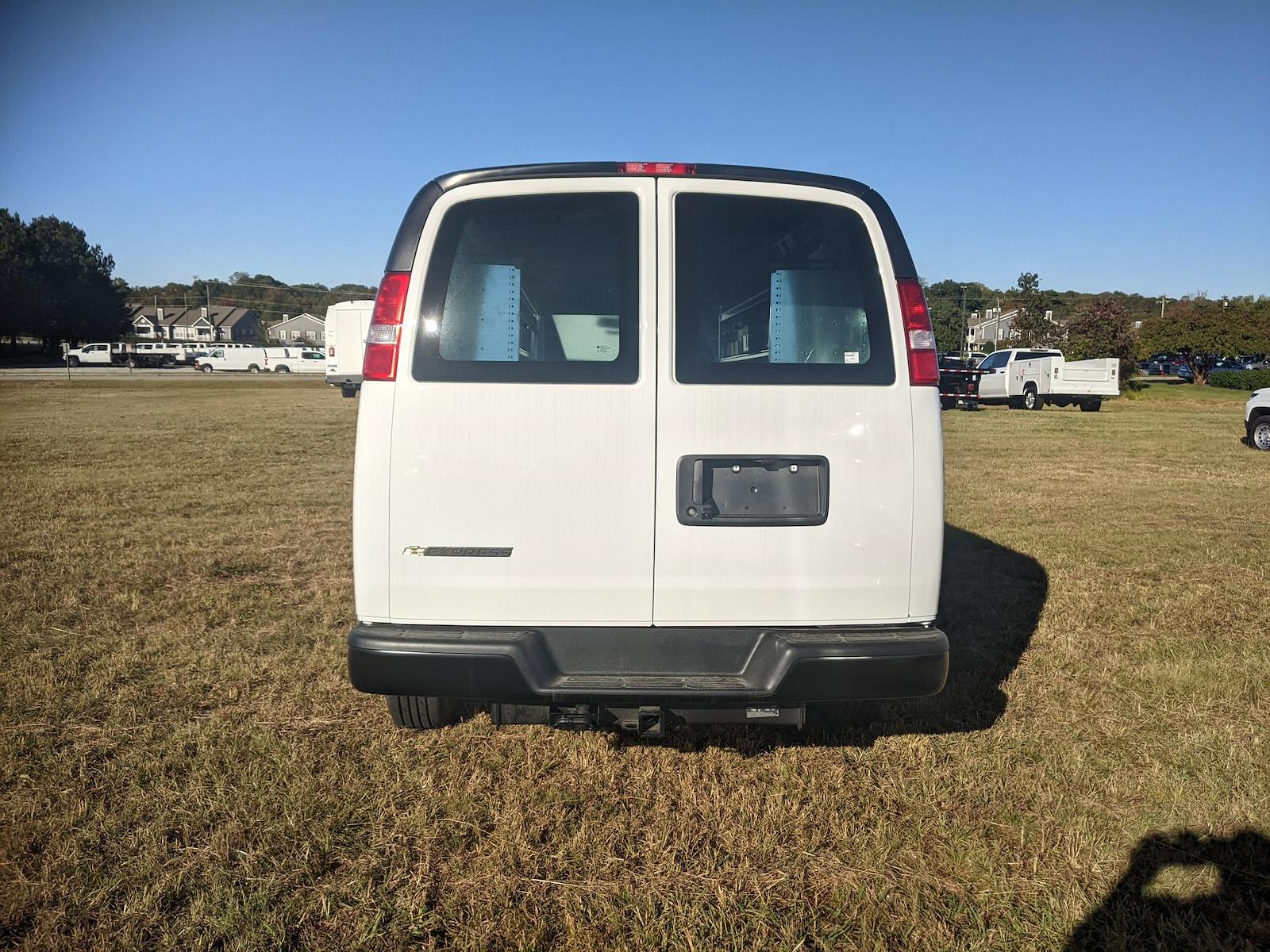 New 2025 Chevrolet Express 2500 - photo 8