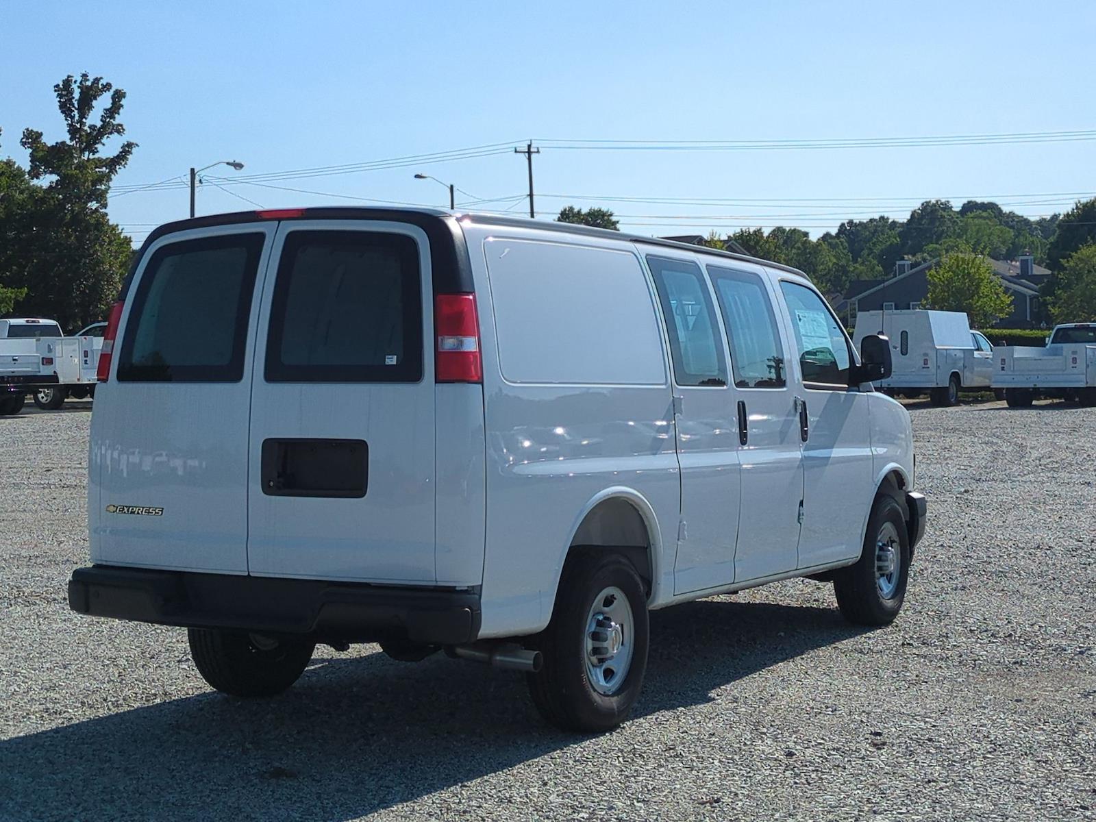 New 2025 Chevrolet Express 2500 - photo 9