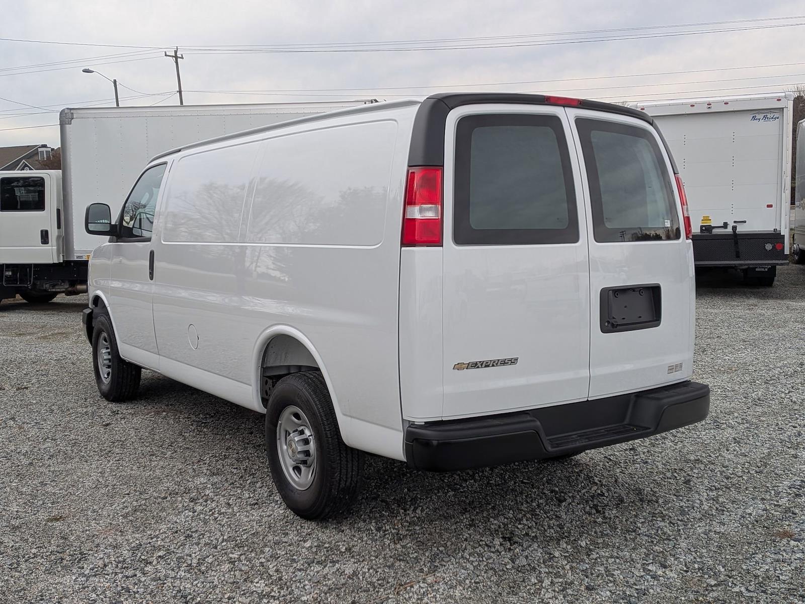 New 2025 Chevrolet Express 2500 - photo 14