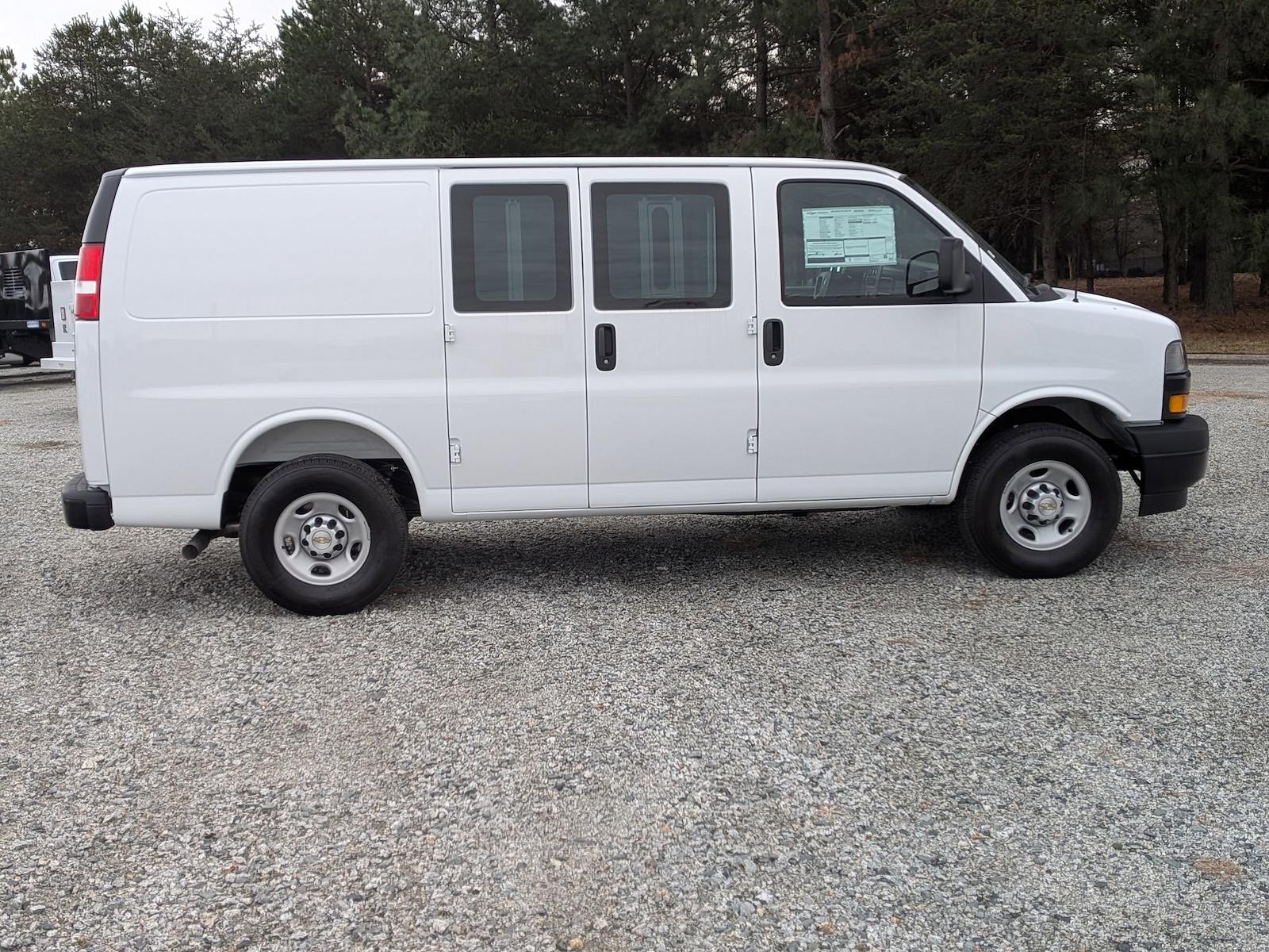 New 2025 Chevrolet Express 2500 - photo 17
