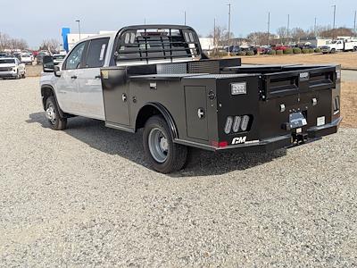2025 Chevrolet Silverado 3500 Crew Cab DRW 4WD Flatbed Truck for sale #CS8461 - photo 2