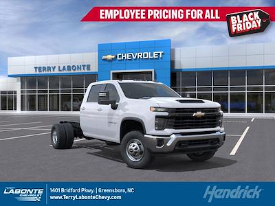 2025 Chevrolet Silverado 3500 Crew Cab DRW 4WD Cab Chassis for sale #CS8639 - photo 1