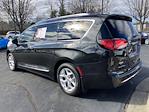 Used 2017 Chrysler Pacifica FWD Minivan for sale #Q2804A - photo 8