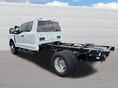 2025 Ford F-350 Super Cab DRW 4x4 Cab Chassis for sale #F4450 - photo 2