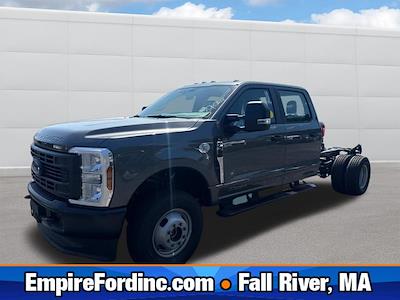 New 2025 Ford F-350 Crew Cab 4x4 Cab Chassis for sale #F4619 - photo 1