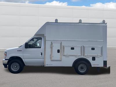 New 2026 Ford E-350 - photo 2