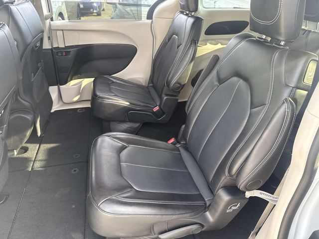 Used 2024 Chrysler Pacifica - photo 18