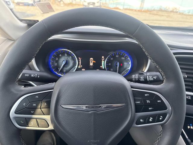 Used 2024 Chrysler Pacifica - photo 29