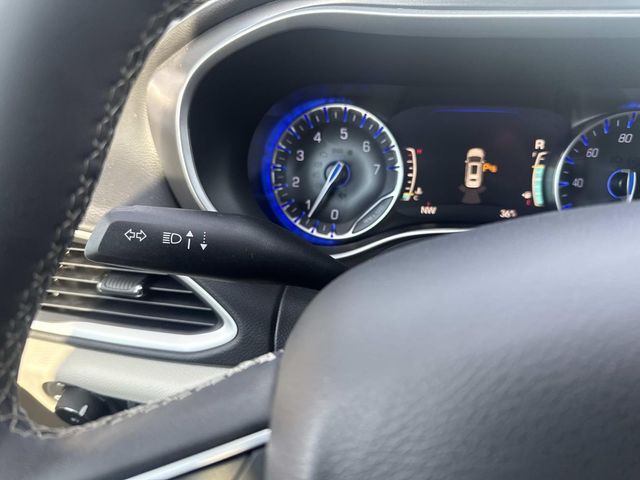 Used 2024 Chrysler Pacifica - photo 33
